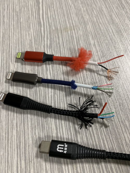 苹果手机数据线哪个品牌好？实用选购指南